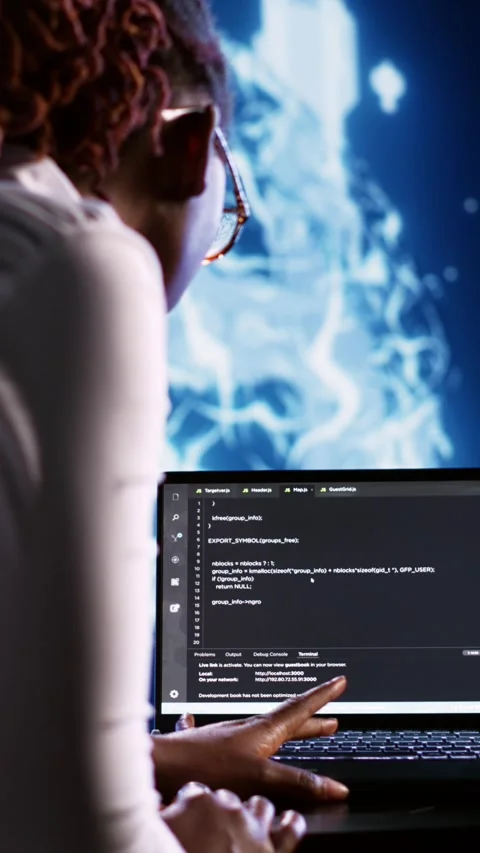 Vertical video IT consultant writing AI script Video stock 249081263
