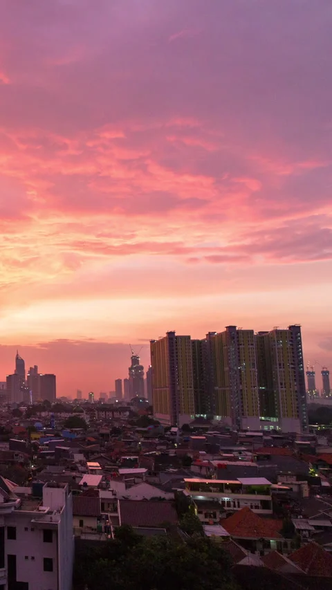 Vertical video - Jakarta Sunset Timelapse Stock Footage 280128063