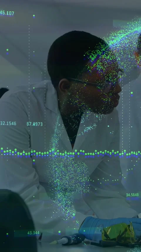 Vertical video: Lab tech pipetting sample to test, starting live data arcs Stock Footage 331077118