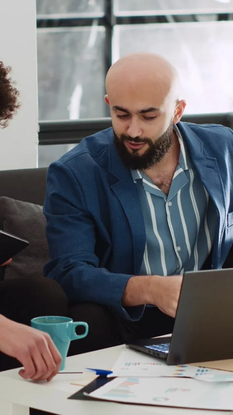 Vertical Video Manager presenting research plan Stock Footage 243729526