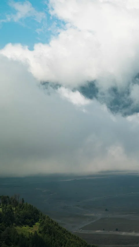 Vertical video - Mount Bromo Clouds Timelapse Stock-Footage 280368432