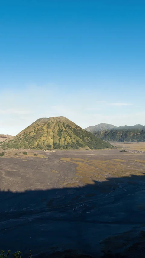 Vertical video - Mount Bromo Timelapse Video stock 280368380
