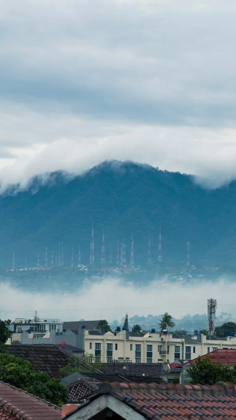 Vertical video - Mountain Clouds Timelapse Stock Footage 280154105