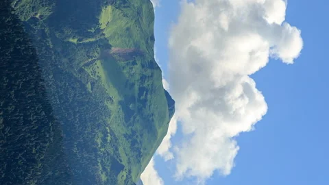Vertical video. Mountains with clouds. Zoom. Time Lapse. HDR. Sochi, Russia Stockbeeldmateriaal 85882476