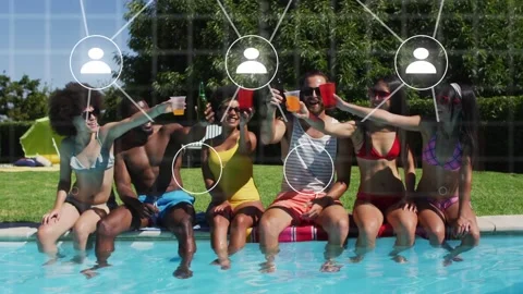 Vertical video: Overlay fading down, dots aligning, lines linking, group raising 動画素材 332804570