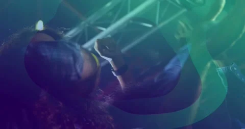 Vertical video: Overlay shifting, frontstage crowd clapping to show beat, Stock Footage 334179013