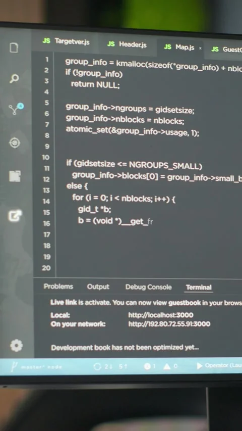 Vertical video PC on office desk used to implement algorithms enabling deep Vídeo Stock 312708755