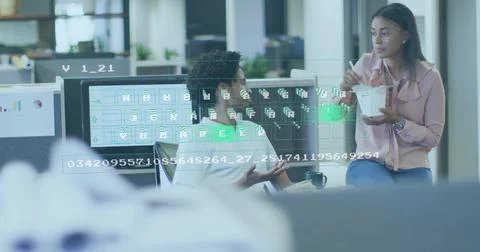 Vertical video: On ping, pair discussing data, man gesturing, woman eating, Stock Photos