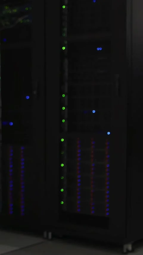 Vertical video: Plug appearing rad icon fading rack LEDs blinking cam panning Video stock 340133386