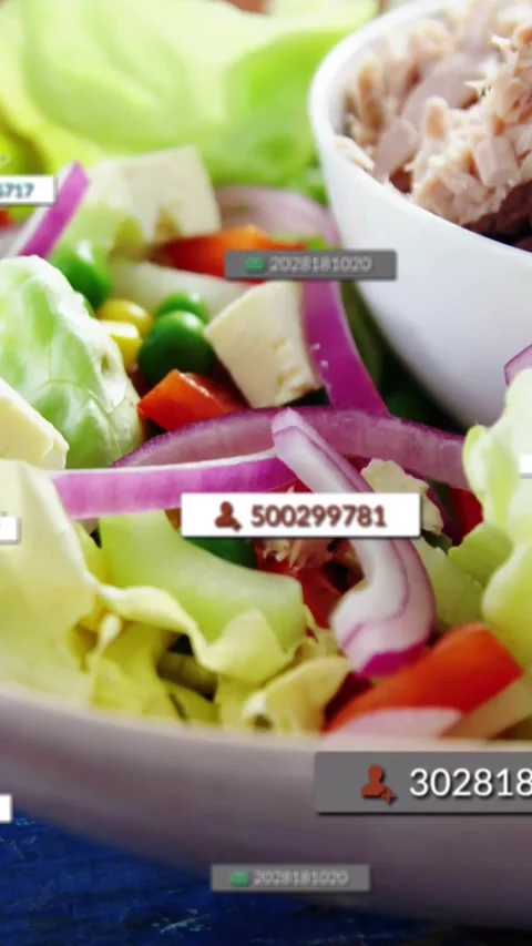 Vertical video: Pointer hovering over salad bowl, user tags appearing, Stock Footage 334382545