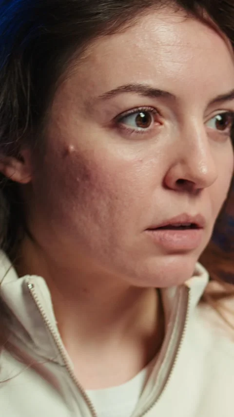 Vertical video Programmer paying attention to PC screen, installing code, close 스톡 동영상 283505740