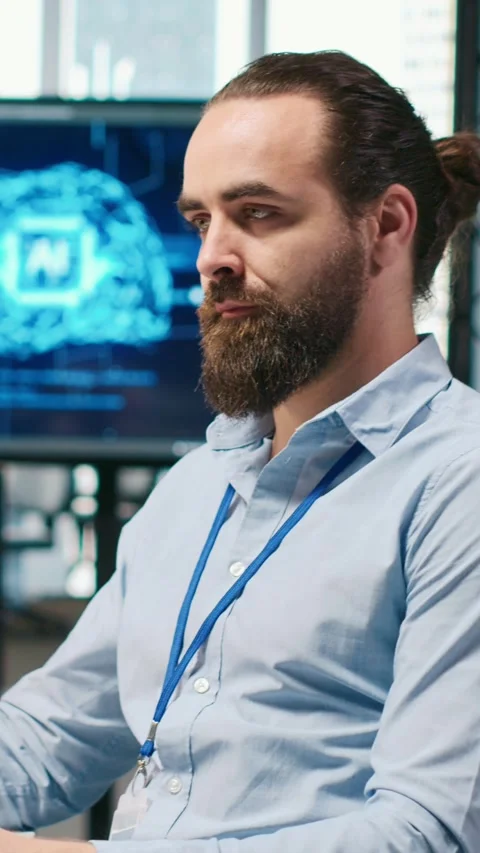 Vertical video Programmer testing generative AI machine learning algorithms and Stockbeeldmateriaal 312708488