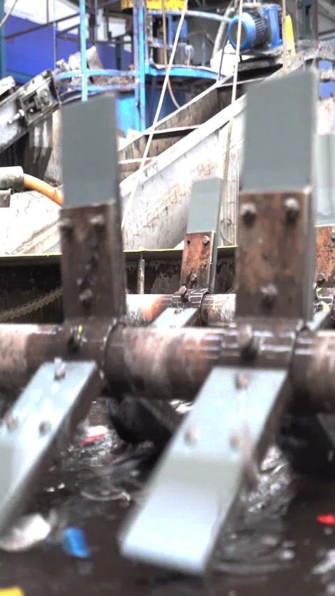 Vertical Video Recycling, Plastic separation 動画素材 310051847