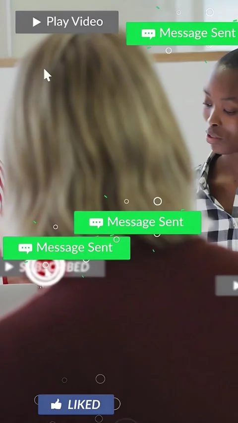 Vertical video: Social UI sparking striped woman reading and passing docs for Vídeo Stock 333633032