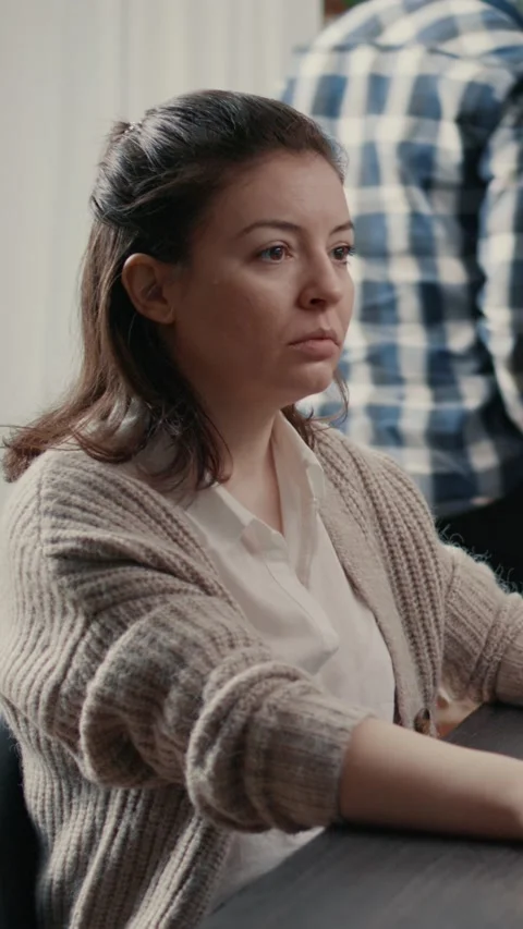 Vertical video Software engineer typing source code on computer keyboard turning Stock Footage 201720535