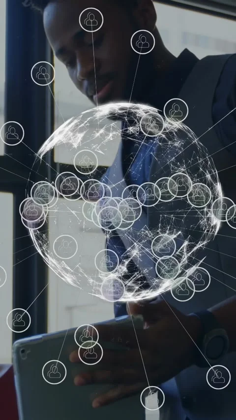Vertical video: Standing man tilting tablet, expanding 3D globe and presenting Stock Footage 334602422