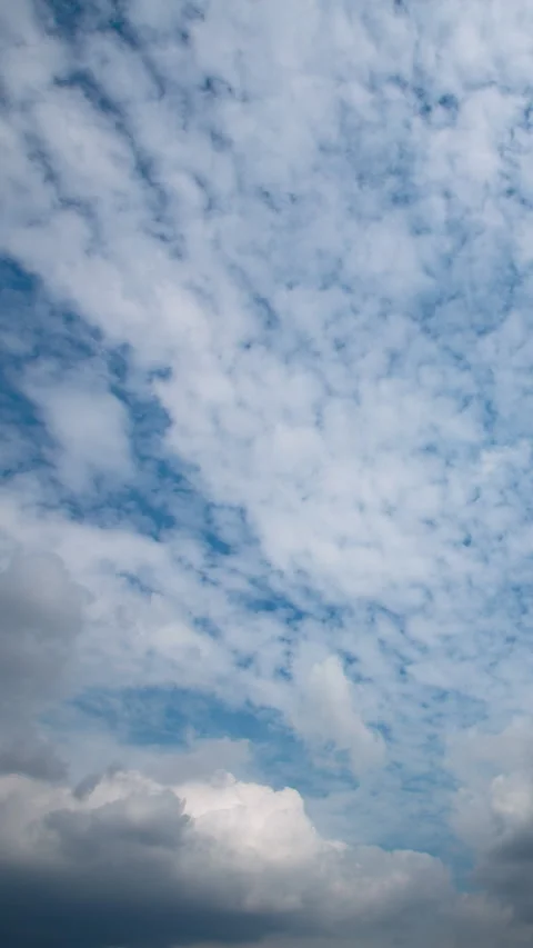 Vertical video - Storm Clouds Timelapse Stock-Footage 280343025