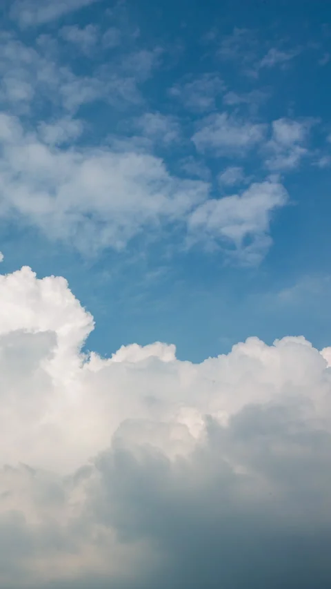 Vertical video - Storm Clouds Timelapse Stock-Footage 280343159