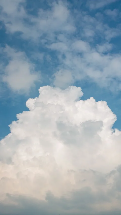 Vertical video - Storm Clouds Timelapse Stock-Footage 280343164
