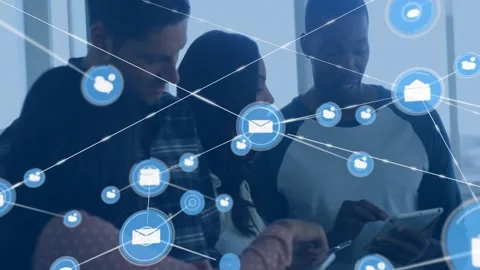 Vertical video: Team tapping phones making blue node web with msg icon flooding 動画素材 332405405
