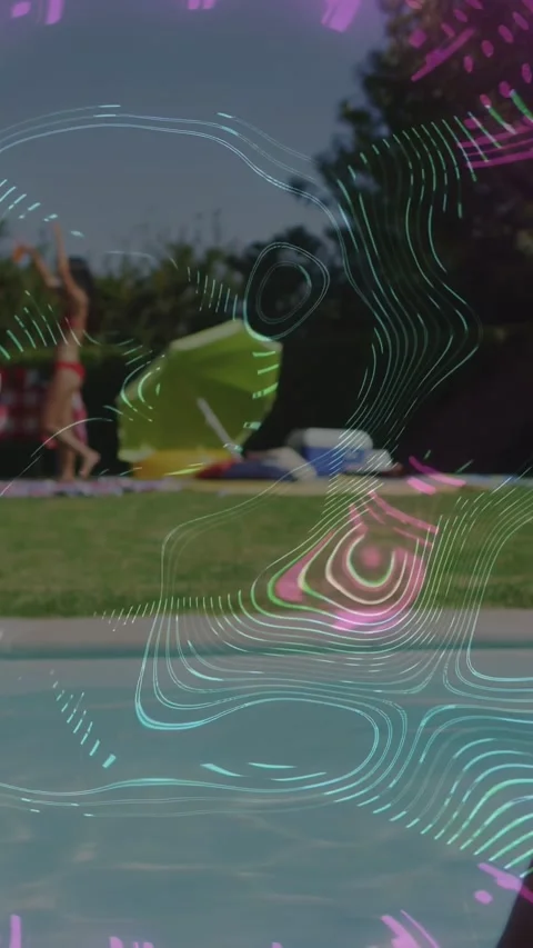 Vertical video: Two men toasting beers over pool camera zooming while overlay Stock Footage 333037070