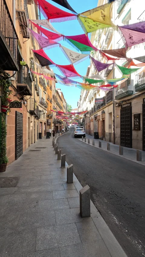 Vertical video walking along Cava Baja 스톡 동영상 342492329