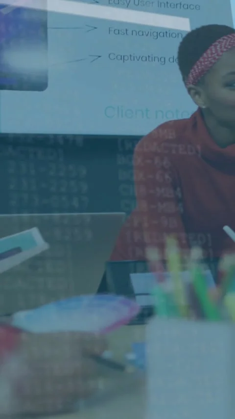 Vertical video: Woman taking notes in meeting, slide advancing app for design Stock Footage 331047349