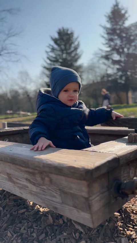 Vertical Video of Young Child Exploring Sunny Park 库存影片 345165554