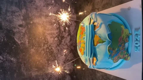 Vertical video:Birthday cake with sparkler on black background. Stock Footage 141285037