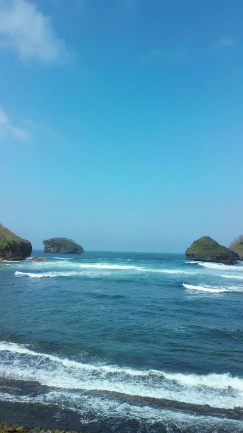 Vertical View Coastal Surf Goa Cina Beach Malang August 4 2026 Video stock 342394139