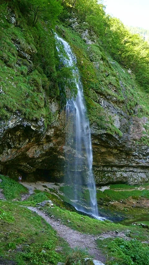 Vertical view of the Fontanone di Goriuda, Udine, Friuli Stock Footage 161534760