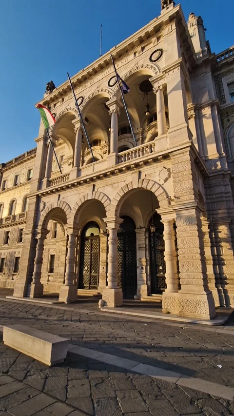 Vertical View, Palace of the Austrian Lieutenancy Now Prefecture Palace Vídeo Stock 340563050