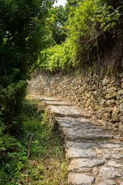 Vertical View of the Path between Corniglia and Vernazza at Summer. 스톡 사진