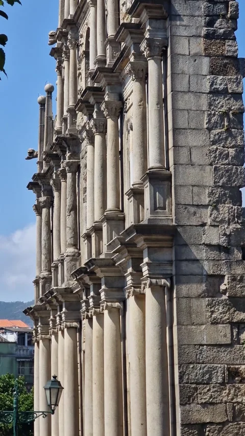 Vertical View, Ruins of Saint Paul's Landmark of Macao China, Remaining Walls Stockbeeldmateriaal 332916141