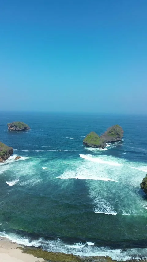 Vertical View Seascape Goa Cina Beach Malang August 4 2026 Video stock 342397808