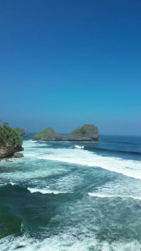 Vertical View Shoreline Goa Cina Beach Malang August 4 2026 Video stock 342402614
