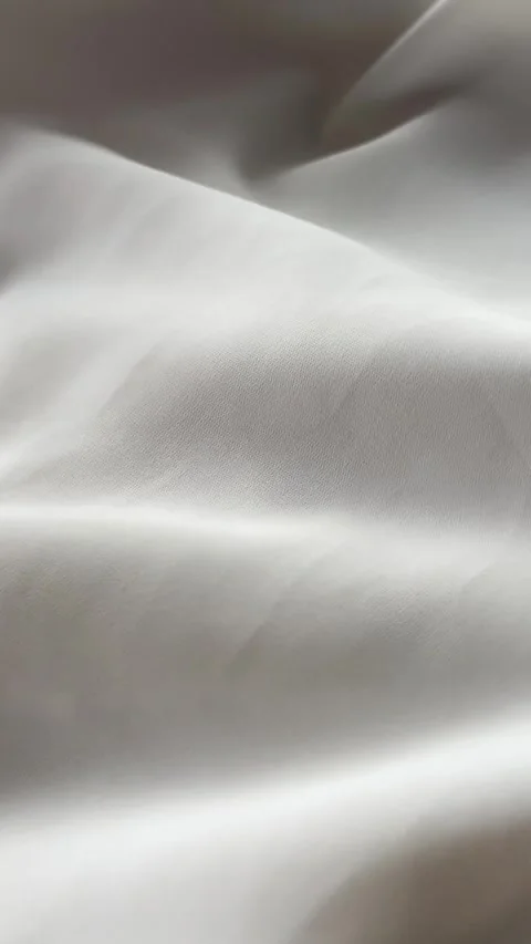Vertical White Silk Fabric Waving Motion Background Vídeos de archivo 333964758