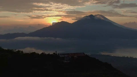 Vertigo effect over the village on the slope of a volcano Stock Footage 112736286