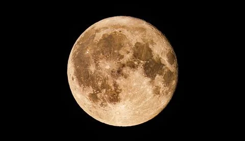 Very high resolution Full Moon. Pitch black sky, and plenty of room for con.. Foto stock