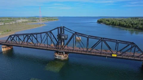 Very old swing bridge located at Little Current town in Ontario Canada. It .. Vídeo Stock 306398168