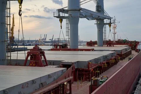 Vessel dry cargo on loading, unloading in port. Bulker in port. 스톡 사진