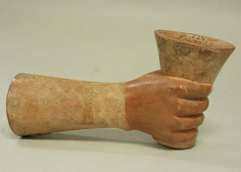 Vessel, Hand with Kero 15th16th century Inca (?) This ceramic effigy of a h.. Stock Photos