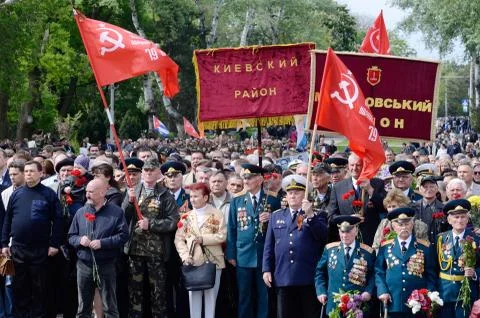 Veterans of second world war coming to lay flowers at eternal flame,ukraine Stock Photos