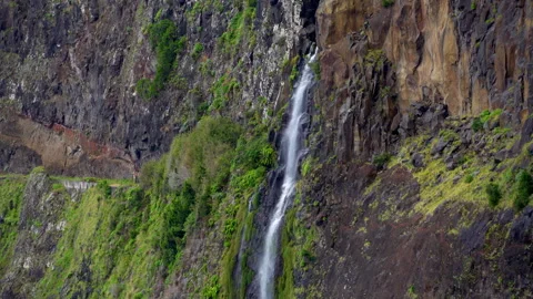 VEU DA NOIVA WATERFALL Stock Footage 292321203