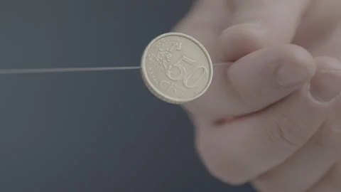 VFX Base: Flipping coin - Closeup in Slowmo | Arri Amira footage 스톡 동영상 278411360