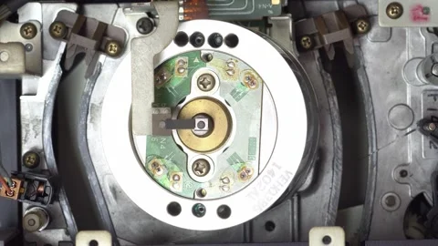 VHS head video recorder in motion 스톡 동영상 130463845