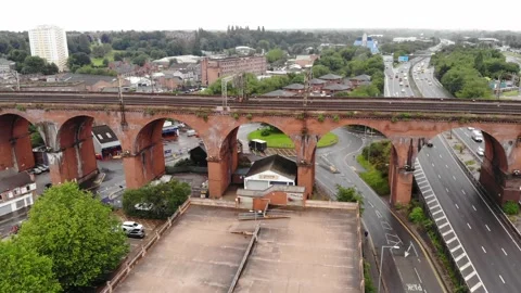Viaduct City Stockbeeldmateriaal 163156965