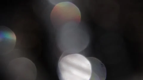 Vibrant bokeh with delicate flames of white and colored lights Vidéo 317455473
