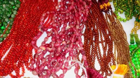 Vibrant Multicolored Beaded Strands And Rosary Necklaces Assortment 库存照片
