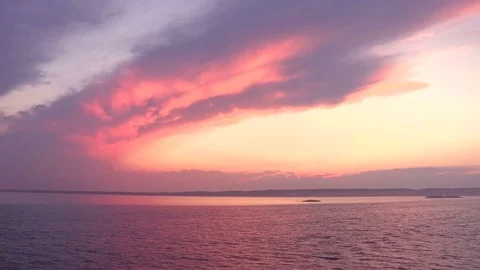 Vibrant sunset over the ocean Video stock 81475012